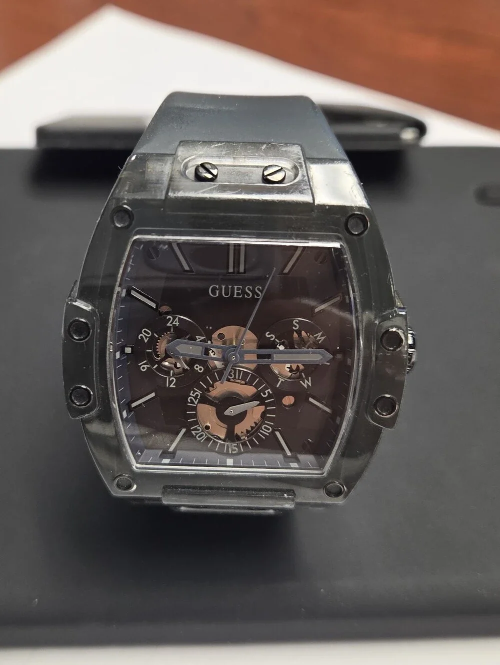 GUESS Men's Gray Watch with Silicone Strap